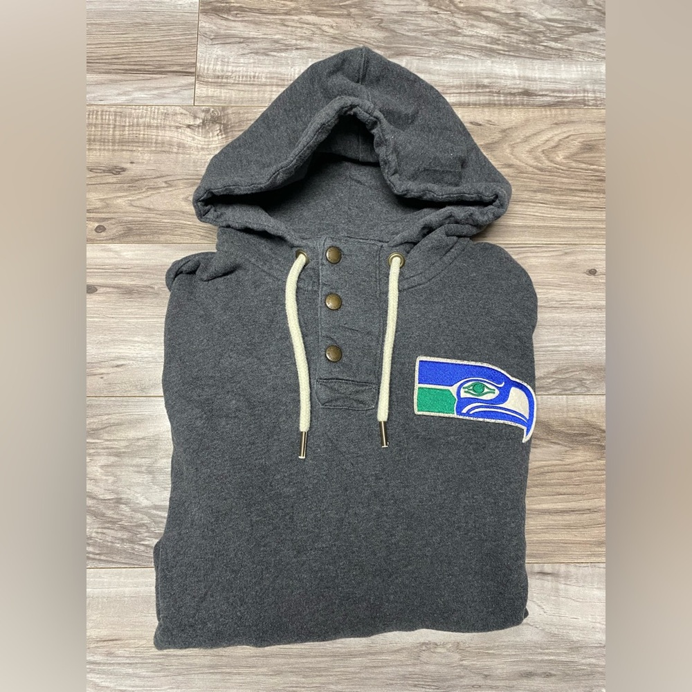 Men's Seattle Seahawks NFL Mitchell & Ness Pullover Hoodie Sweatshirt Size 2XL